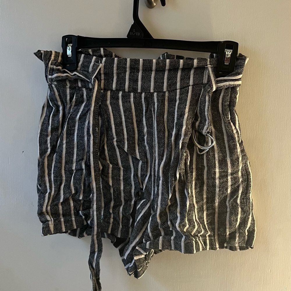 flowey striped dress shorts